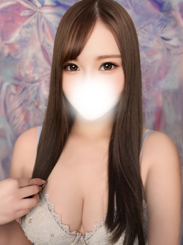 さな(24歳、B:93、W:.57、H:90)