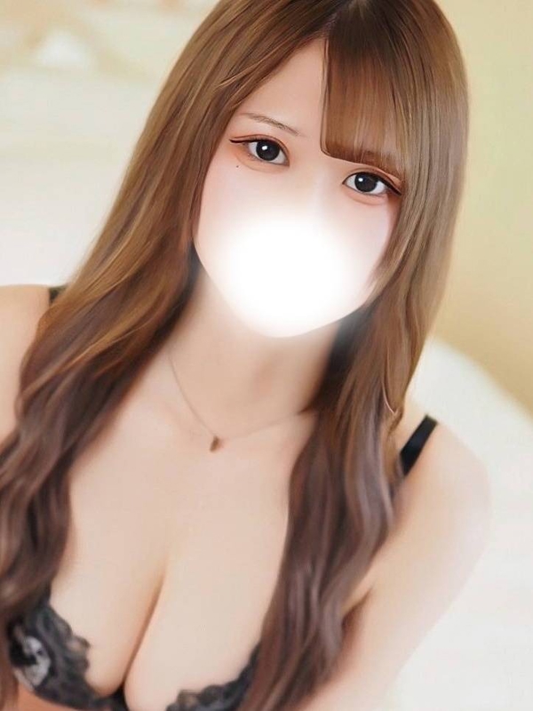 かぐや※グラドル級Fカップ美女(23歳、B:88、W:.57、H:85)