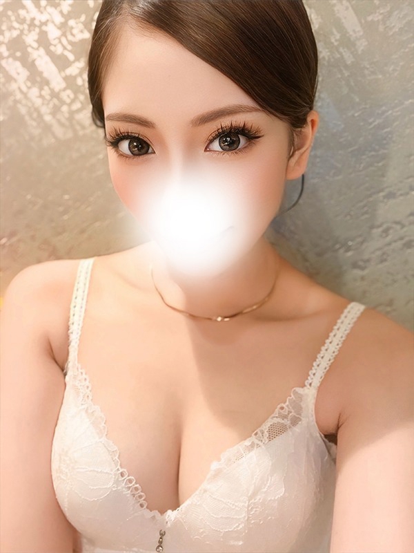 せいな※綺麗なセクシーお姉さん(23歳、B:82、W:.56、H:83)